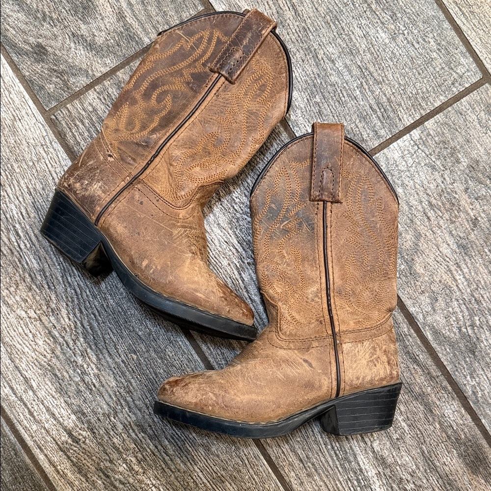 Cody James toddler 9 boots